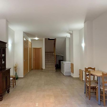 Apartamento Camarena De La Sierra Εξωτερικό φωτογραφία
